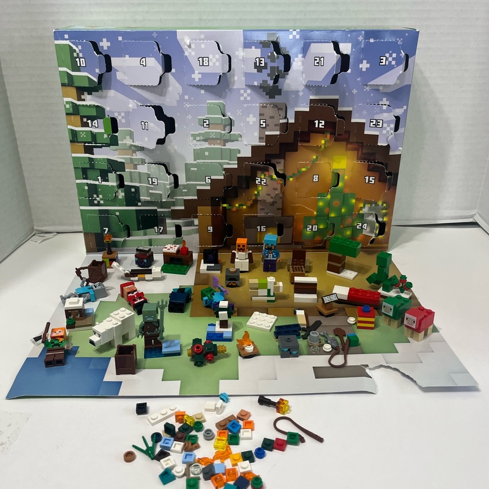 LEGO Minecraft adventure Calender lot toys